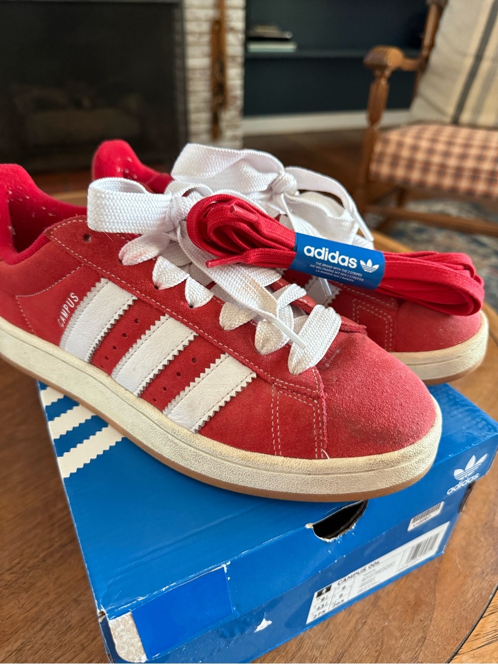 Adidas Campus 00s